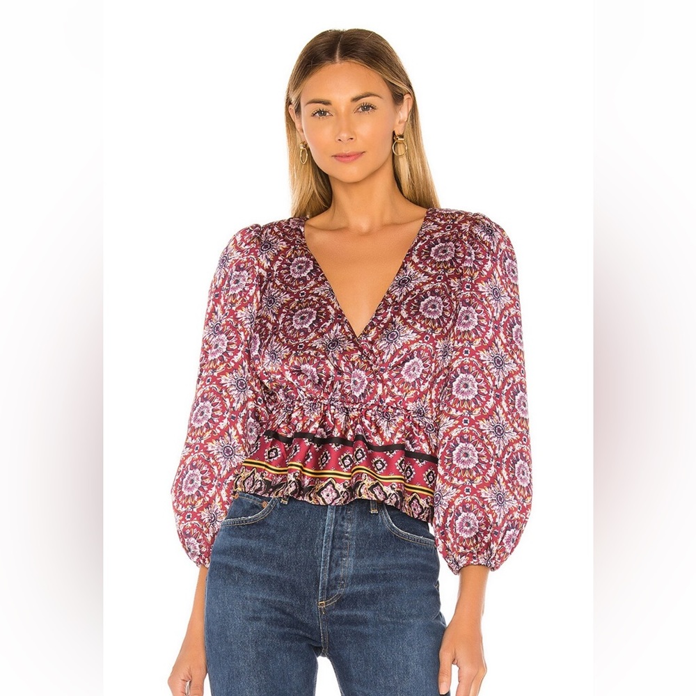 Majorelle top